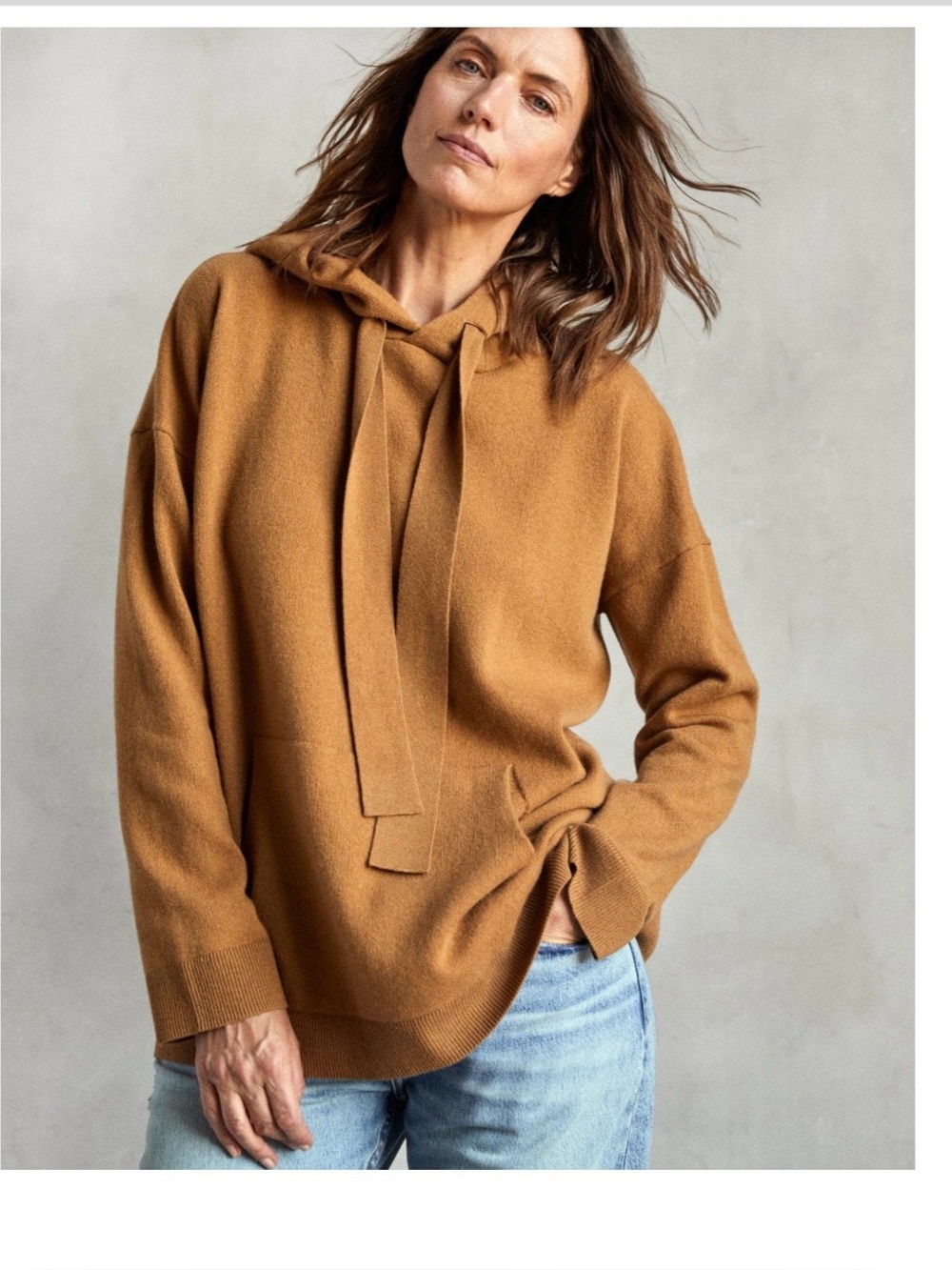Outerknown brown hoodie sweater size L never worn - oversized